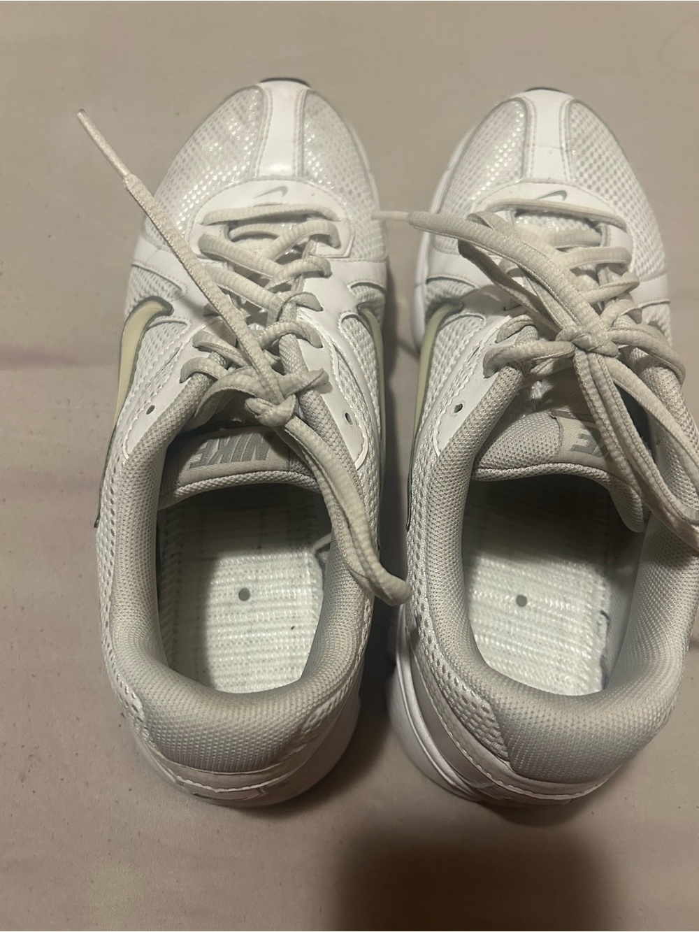 Nike White and Light Gray Women's Athletic Shoes - Picture 11 of 11